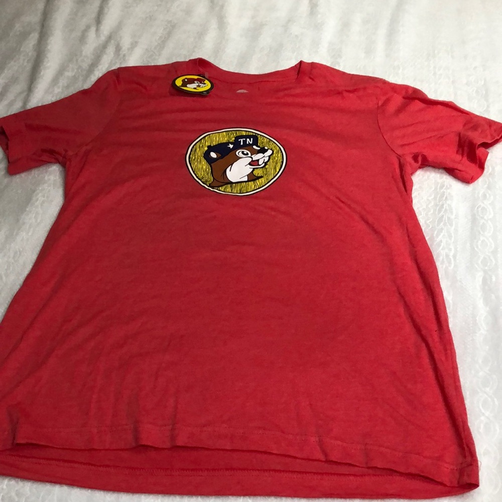 Buc-ees T shirt Red adult large L NEW WITH TAG TENNESSEE TN shirt guitar
